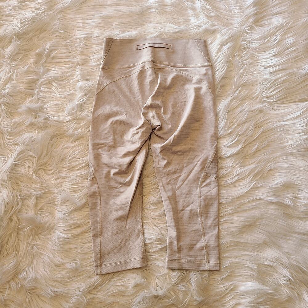 Outdoor Voices Legging Tech Sweat Crop Kneecap Coyote Atmosphere S Capri Boho - Picture 5 of 5